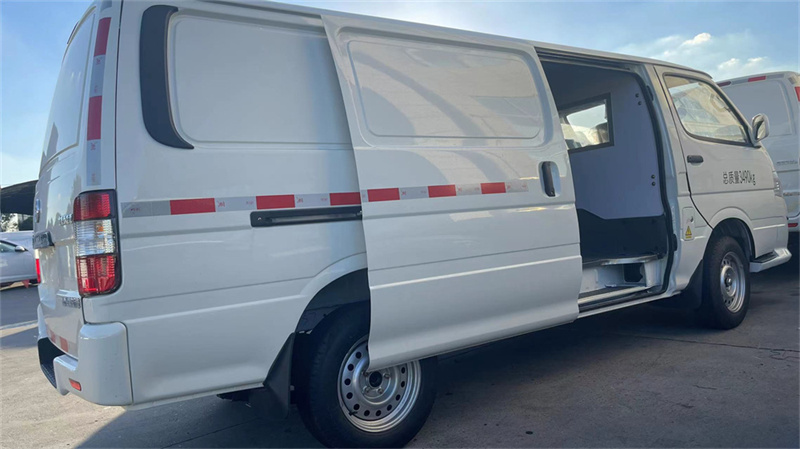 上海電動(dòng)面包車租賃